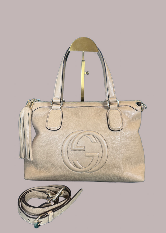 Gucci Soho Pebble Leather in Beige